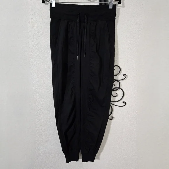 LULULEMON Dance Studio Joggers |‎ 4 - Picture 3 of 8
